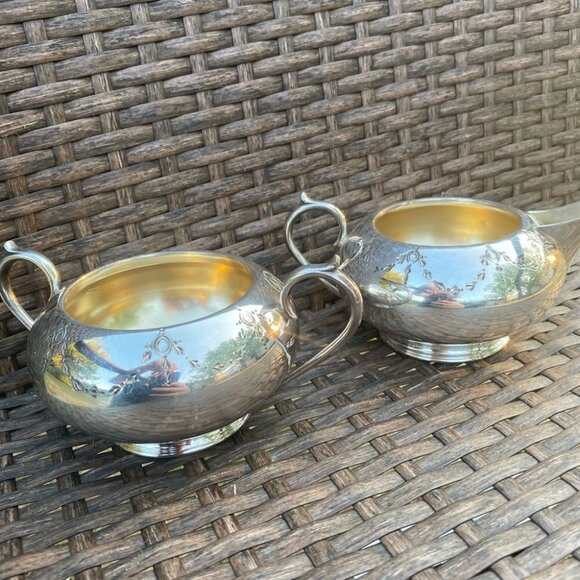 BEAUTIFUL Creamer and Sugar Bowl Set of 2 Hard White Metal Made in England - Picture 3 of 7